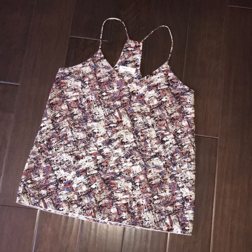 Autumn colored pattern tank size L. Perfect cond